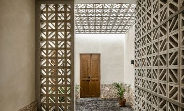 Casa Celosía / 1000 Celosías en el corazón de Mérida