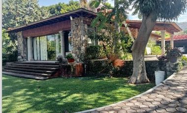 Residencia en Jiutepec Morelos. Una quinta con alma de hogar .