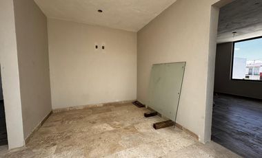 Casa en Venta dentro del Coto Seneca, No. 52, El Campestre Residencial, CP.45221 en Zapopan, Jalisco, México