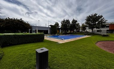 Casa en Venta dentro del Coto Seneca, No. 52, El Campestre Residencial, CP.45221 en Zapopan, Jalisco, México