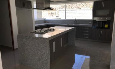 Casa en Venta en Bosque Esmeralda, Atizapán Estado de México