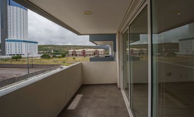 RENTA DEPARTAMENTO EN LIFE JURIQUILLA CON TERRAZA Y BODEGA