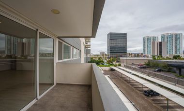 RENTA DEPARTAMENTO EN LIFE JURIQUILLA CON TERRAZA Y BODEGA