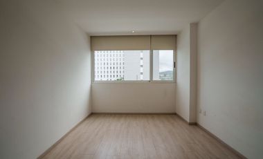 RENTA DEPARTAMENTO EN LIFE JURIQUILLA CON TERRAZA Y BODEGA