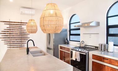Casa con alberca privada y rooftop en venta, Todos Santos, BCS