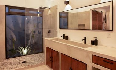 Casa con alberca privada y rooftop en venta, Todos Santos, BCS