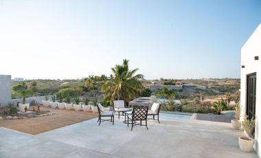 Casa con alberca privada y rooftop en venta, Todos Santos, BCS