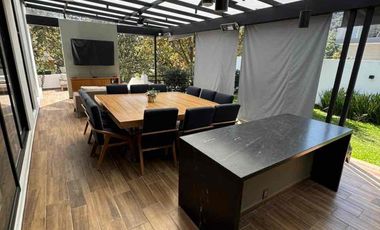 INCREÍBLE RESIDENCIA SEMINUEVA EN VENTA, EN EL PALOMAR. SECCIÓN BOSQUES