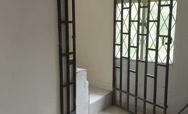 Vendo casa esquinera en Arrayanes 3 pisos independientes