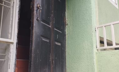 Vendo casa esquinera en Arrayanes 3 pisos independientes