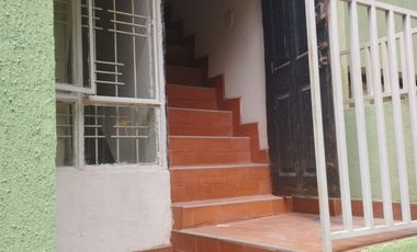 Vendo casa esquinera en Arrayanes 3 pisos independientes