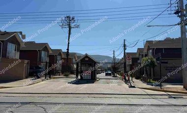 Venta en Condominio Limache