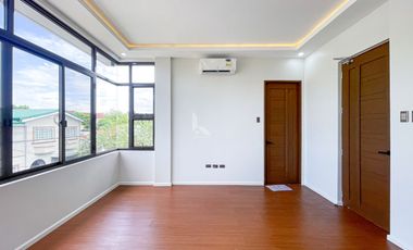 Elegant Modern Contemporary House and Lot For Sale in BF Resort, Las Pinas City