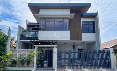 Elegant Modern Contemporary House and Lot For Sale in BF Resort, Las Pinas City