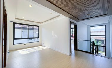 Superb Modern Contemporary House and Lot For Sale in BF Homes, Parañaque City