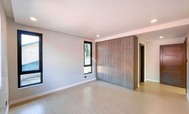 Superb Modern Contemporary House and Lot For Sale in BF Homes, Parañaque City