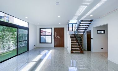 Superb Modern Contemporary House and Lot For Sale in BF Homes, Parañaque City