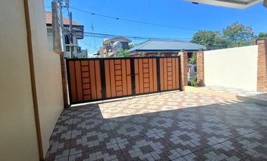 4 Bedrooms Two Storey Townhouse for Sale in BF Resort Las Pinas Talon Dos - JB