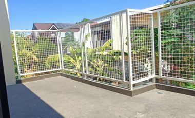 4 Bedrooms Two Storey Townhouse for Sale in BF Resort Las Pinas Talon Dos - JB