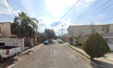 Casa En Remate Bancario En Geranios, Linares, Nuevo Leon