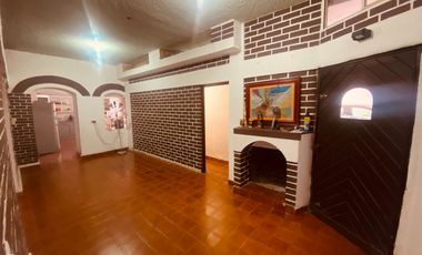 Casa en Venta, Esquina, Factibilidad Uso comercial, Centro, Linares, Nuevo León