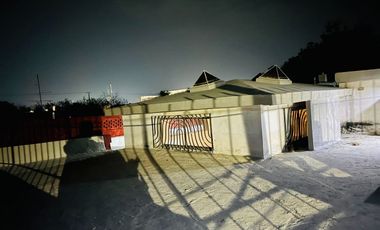 Casa en Venta, Esquina, Factibilidad Uso comercial, Centro, Linares, Nuevo León