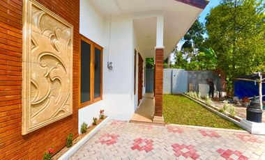 RUMAH MODERN KLASIK SISA 3 UNIT, SIAP JADI VILLA DI BOROBUDUR
