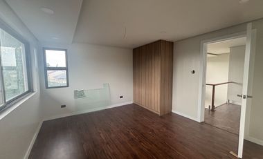 BF Homes Inner Circle 5 Bedroom House and Lot For Sale Parañaque City