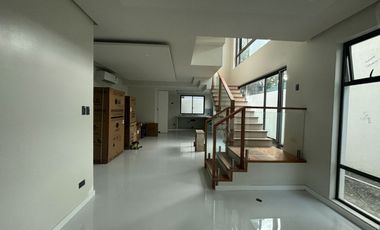 BF Homes Inner Circle 5 Bedroom House and Lot For Sale Parañaque City
