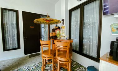 KOST PUTRI DIJUAL, 8 MENIT KE SMA STELLA DUCE 1 YOGYAKARTA