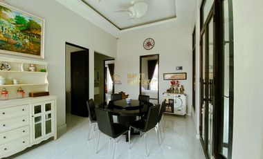 KOST PUTRI DIJUAL, 8 MENIT KE SMA STELLA DUCE 1 YOGYAKARTA