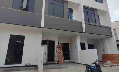 Rumah Murah siap huni di Kemayoran Jakarta pusat lokasi strategis