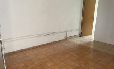 Renta casa para OFICINAS, Col. Santa Cruz Buenavista. Zavaleta y 25 pte