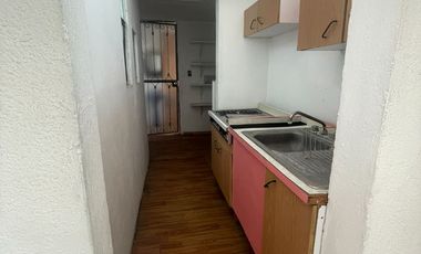 Renta casa para OFICINAS, Col. Santa Cruz Buenavista. Zavaleta y 25 pte