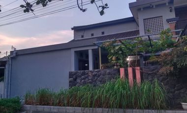 Dijual Cepat MURAH, Rumah Bagus Terawat Siap Huni di PONDOK JATI Kota Sidoarjo Jawa Timur