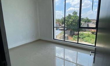 Dijual Rumah Bhakti Residence 2 Lantai Lokasi Strategis Harga Ekonomis