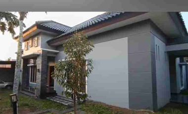 RUMAH MEWAH SUPER LUAS FULL FURNISHED DEPAN SMA TARUNA NUSANTARA MAGELANG