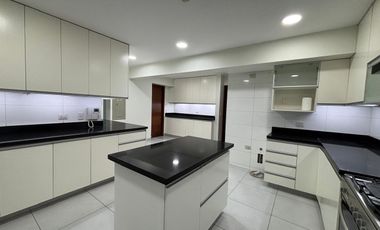 VENDO LINDO DPTO EN CERROS DE CAMACHO CON  AMPLIA TERRAZA VISTA AL GOLF