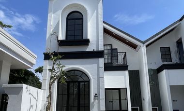 Rumah Mewah 2 Lantai American Classic di Bogor Kota Tanpa DP Cicilan 5 Jutaan