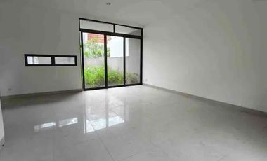 Dijual Rumah 2 Lantai di Cluster FASHAGRIYA Podomoro Park Buah Batu Bandung