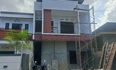 PERUMAHAN DI DEKAT LAMUN OMBAK PADANG