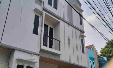 Rumah Mewah 2 lantai di percetakan negara Jakarta pusat lokasi strategis bebas banjir