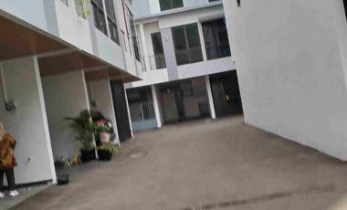 Rumah Murah lokasi strategis di karang Anyar Mangga besar Jakartapusat