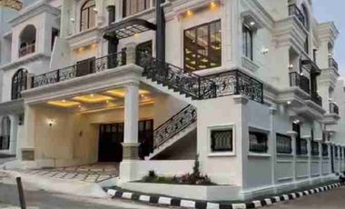 DIJUAL CEPAT MURAH RUMAH MEWAH AMERICAN CLASSIC PRIVATE POOL DI CIPETE