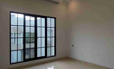 DIJUAL CEPAT MURAH RUMAH MEWAH AMERICAN CLASSIC PRIVATE POOL DI CIPETE