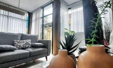 Modern Living di Chelsea Townhouse – Rumah Cantik Semi Detach, Siap Huni!