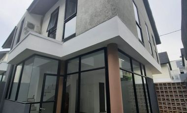 Modern Living di Chelsea Townhouse – Rumah Cantik Semi Detach, Siap Huni!