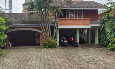 Rumah dijual Cempaka Rempoa Bintaro Murah hitung tanah Lokasi Ok