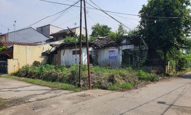 JUAL MURAH! Rumah Villa Nusa Indah, dihitung Tanah Saja. Posisi bagus strategis.