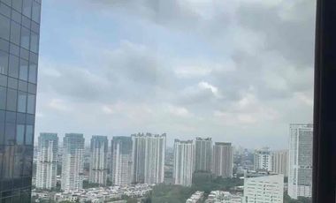 Dijual Menara Jakarta Equinox Lt 29,view kota lepas 2 bedroom fullfurnish